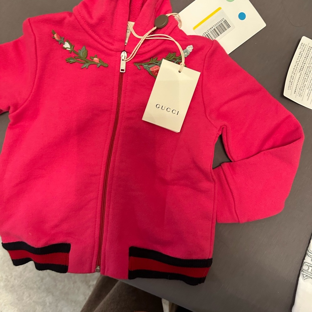 Zip up Gucci